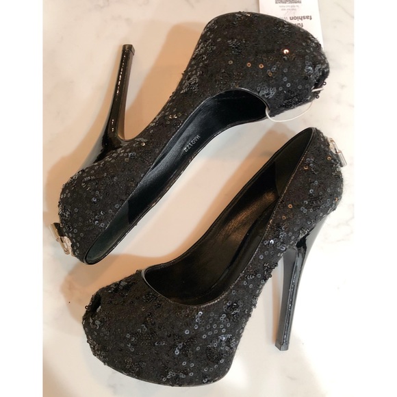 Louis Vuitton Black Sequin Oh Really Lock Pumps 38 - Picture 10 of 15